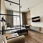 Romantic Apartments - In The Center Of Lviv , 2 Min To Opera Appartamento