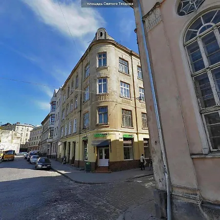 公寓 Romantic Apartments - In The Center Of Lviv , 2 Min To Opera