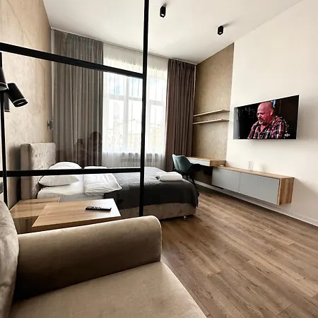 公寓 Romantic Apartments - In The Center Of Lviv , 2 Min To Opera