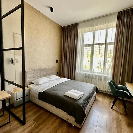 Apartment Romantic - In The Center Of , 2 Min To Opera