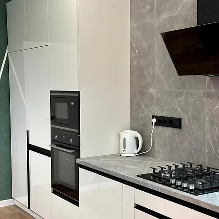 Apartment Romantic - In The Center Of , King-size Bed *