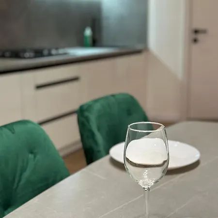 Apartment Romantic - In The Center Of , King-size Bed