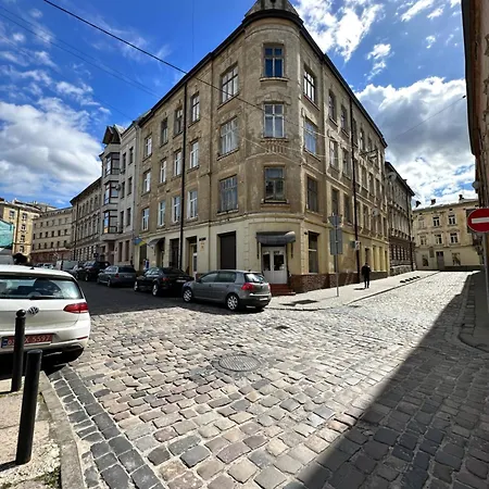 Romantic Apartments - In The Center Of Lviv , 2 Min To Opera
