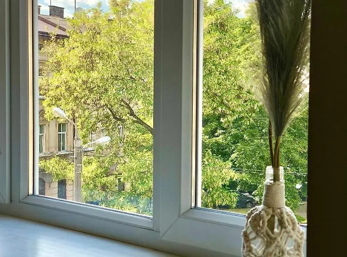 Romantic Apartments - In The Center Of Lviv , 2 Min To Opera 利沃夫