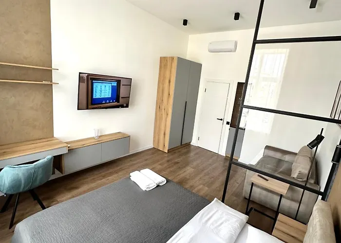 Romantic - In The Center Of , King-size Bed * Lviv