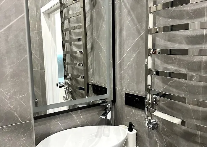 Appartement Romantic - In The Center Of , King-size Bed *