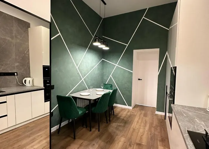 Apartman Romantic Apartments - In The Center Of Lviv , 2 Min To Opera Lviv