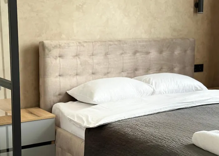 דירה Romantic - In The Center Of , King-size Bed *